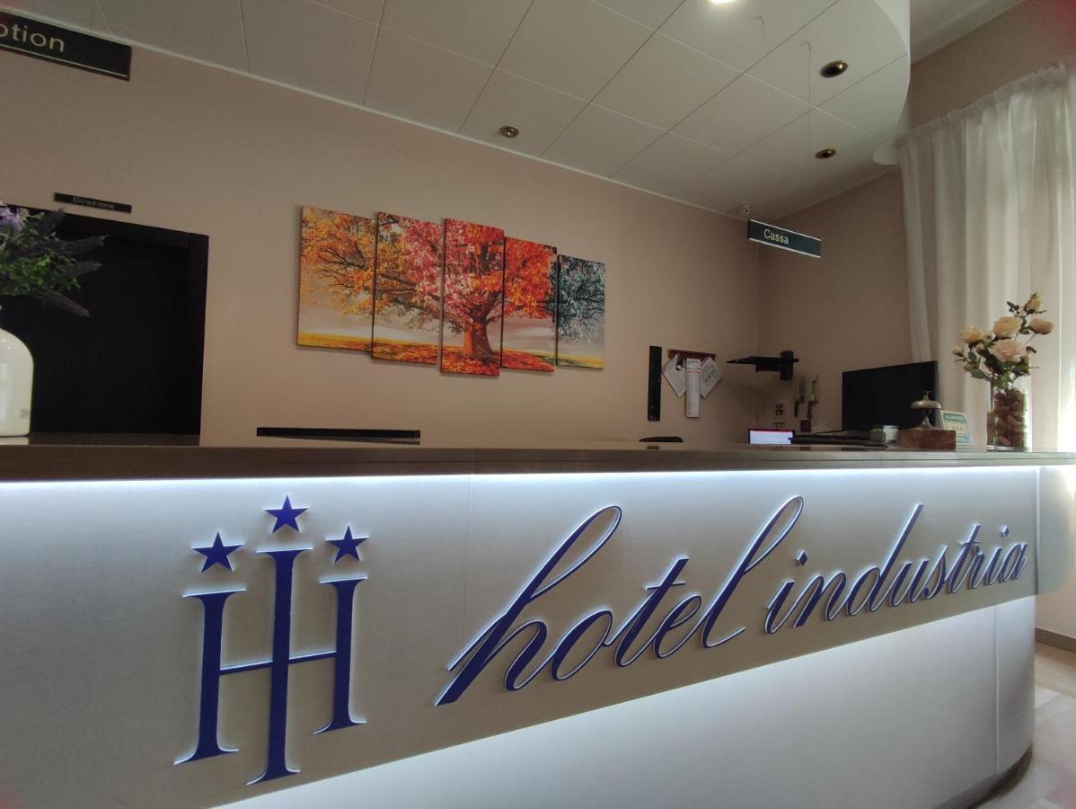 Hotel Industria Brescia Ngoại thất bức ảnh