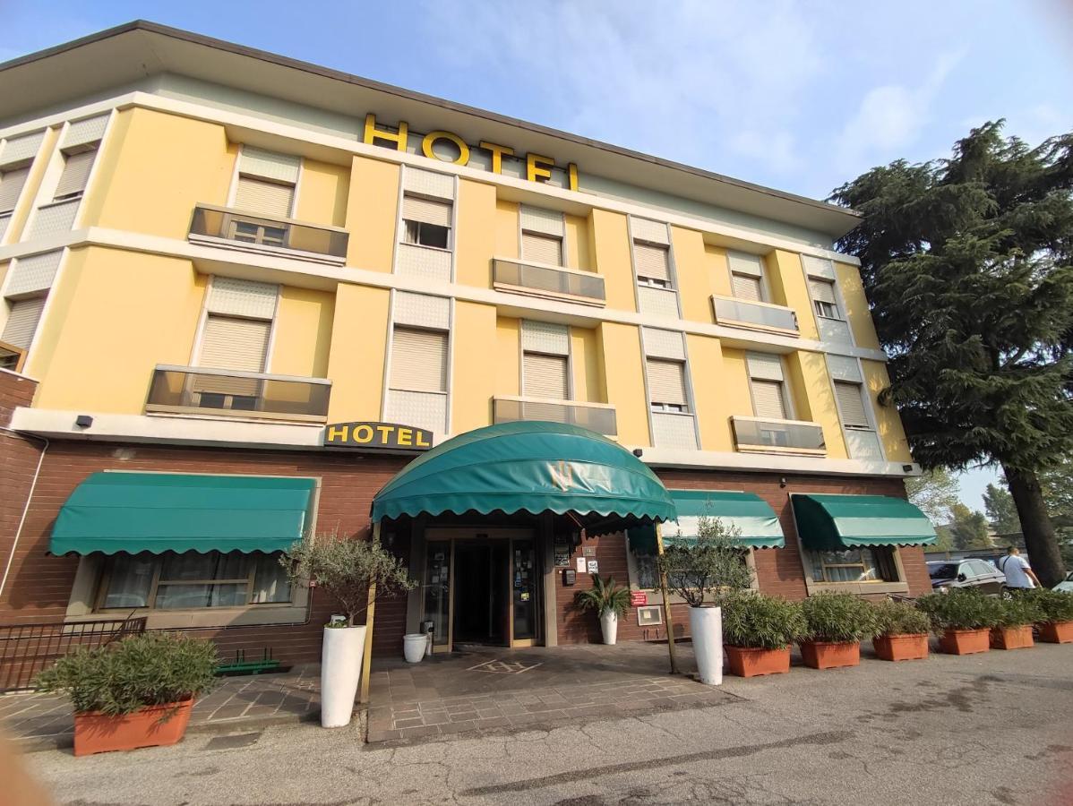 Hotel Industria Brescia Ngoại thất bức ảnh