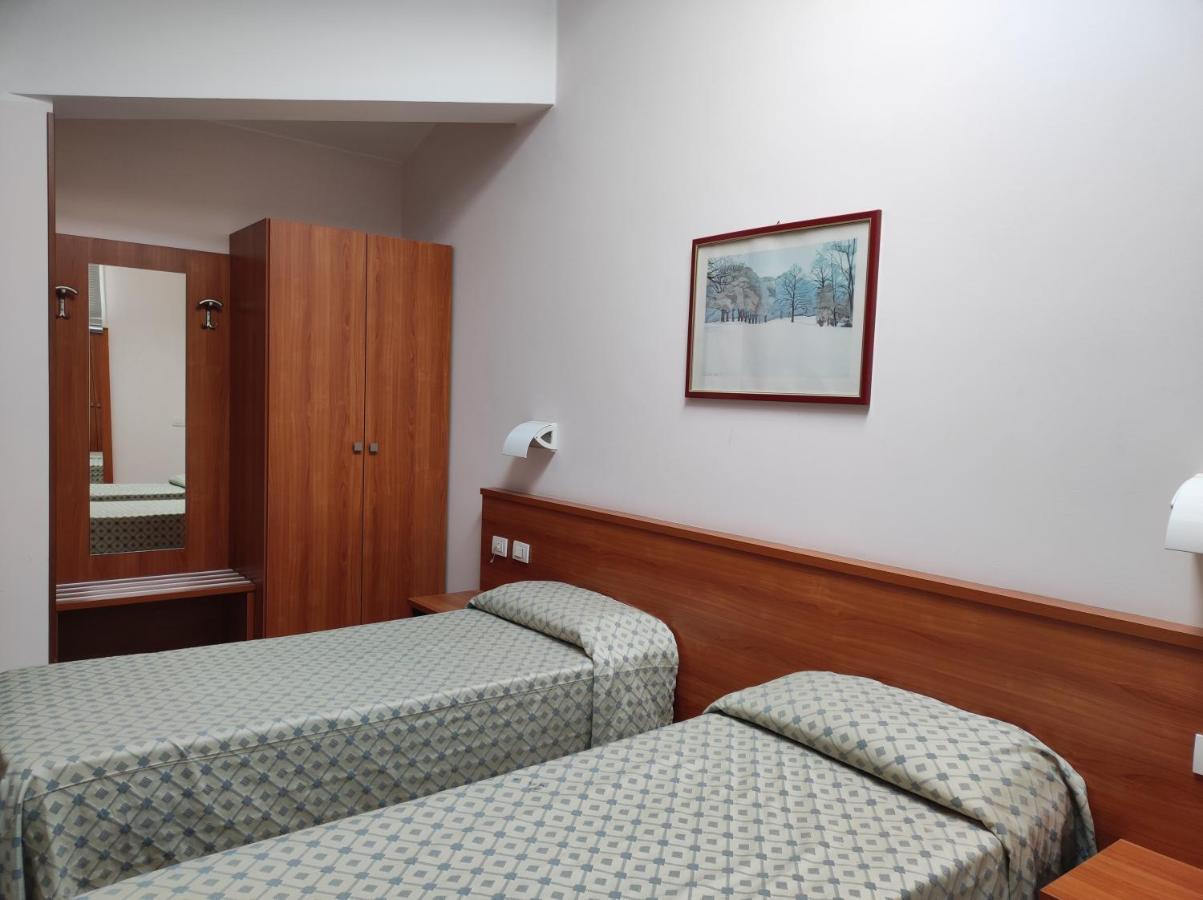 Hotel Industria Brescia Ngoại thất bức ảnh