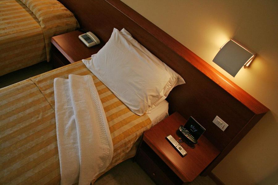 Hotel Industria Brescia Ngoại thất bức ảnh